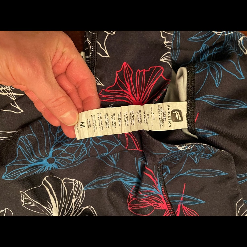 Fabletics leggings - Picture 2 of 2